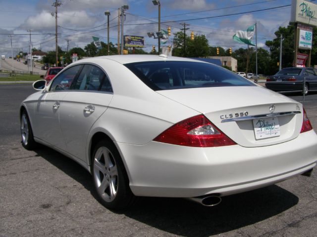 Mercedes-Benz CLS-Class 2007 photo 24