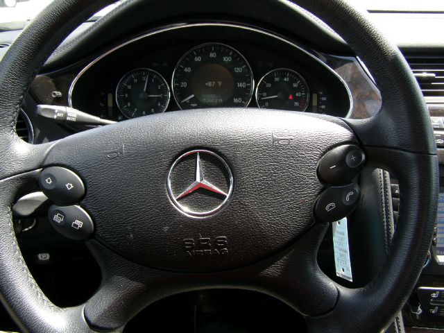 Mercedes-Benz CLS-Class 2007 photo 8