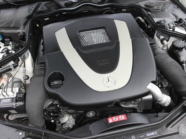 Mercedes-Benz CLS-Class 2008 photo 2