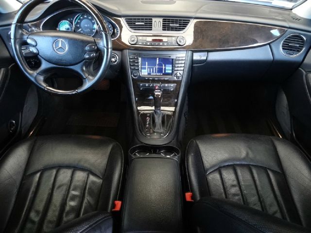 Mercedes-Benz CLS-Class 2008 photo 33