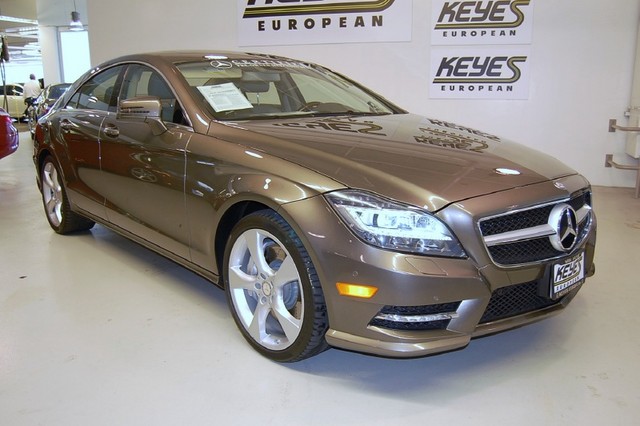 Mercedes-Benz CLS-Class 2012 photo 2