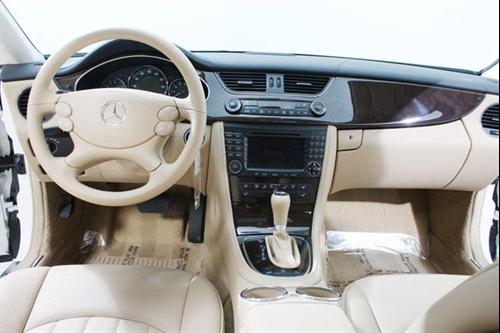 Mercedes-Benz CLS Class 2008 photo 4