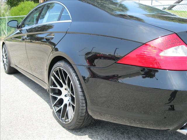 Mercedes-Benz CLS Class 2008 photo 5