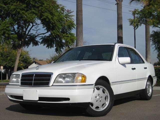 Mercedes-Benz C Class 1996 photo 2