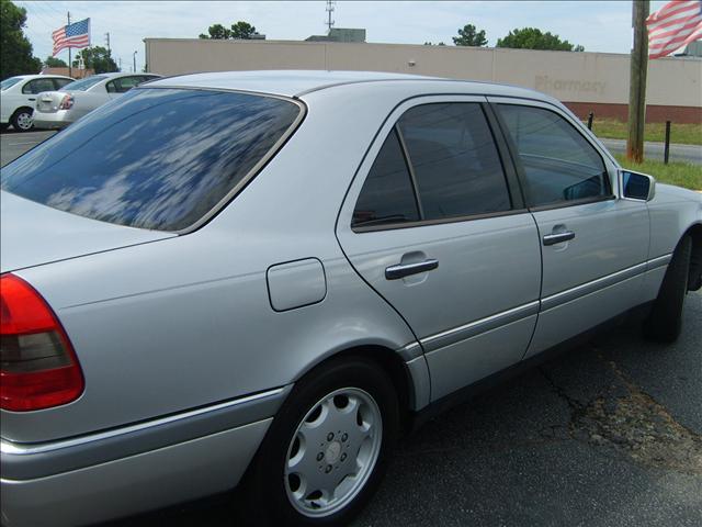 Mercedes-Benz C Class 1996 photo 1