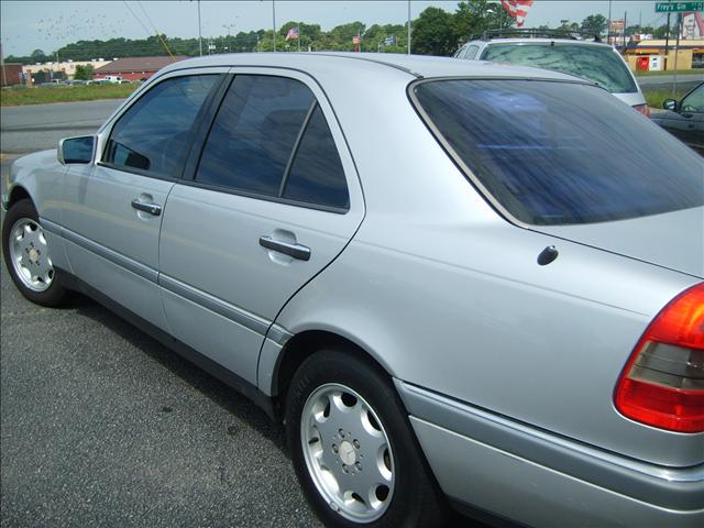 Mercedes-Benz C Class 1996 photo 2