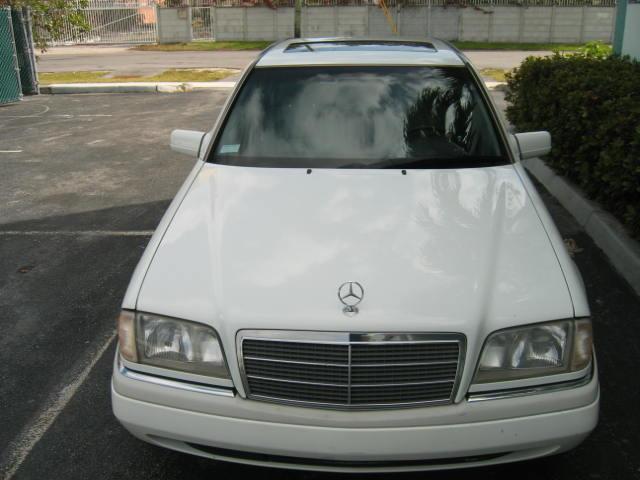 Mercedes-Benz C Class 1996 photo 3