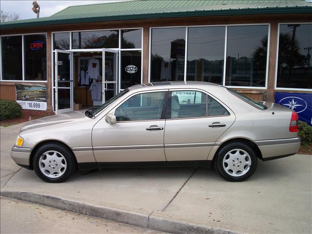 Mercedes-Benz C Class 1996 photo 1