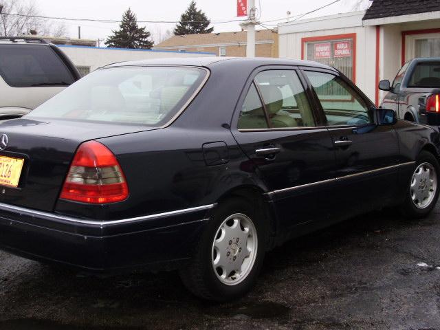 Mercedes-Benz C Class Clk350 Coupe Sedan