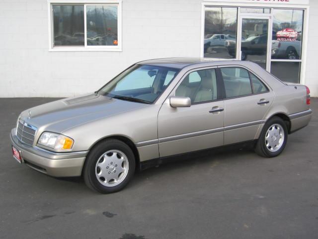 Mercedes-Benz C Class LS Ultimate Sedan