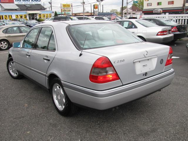 Mercedes-Benz C Class 1997 photo 2