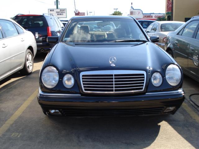 Mercedes-Benz C Class Clk350 Coupe Sedan