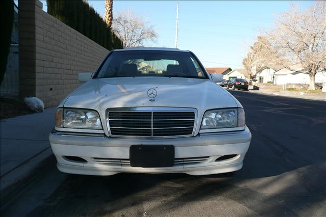 Mercedes-Benz C Class 1999 photo 1