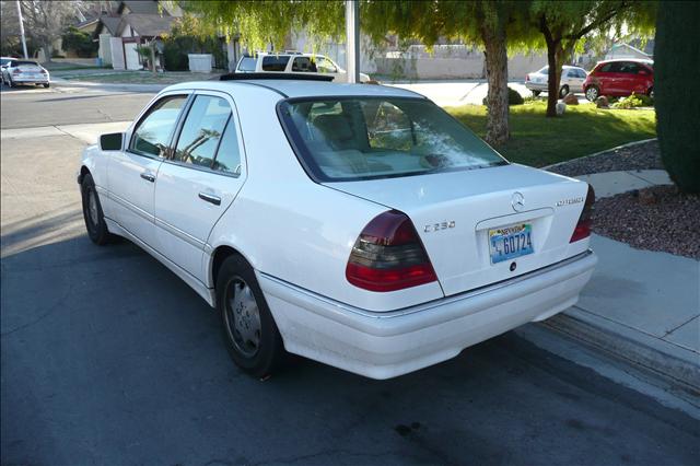 Mercedes-Benz C Class 1999 photo 4