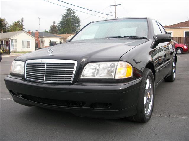 Mercedes-Benz C Class Clk350 Coupe Sedan