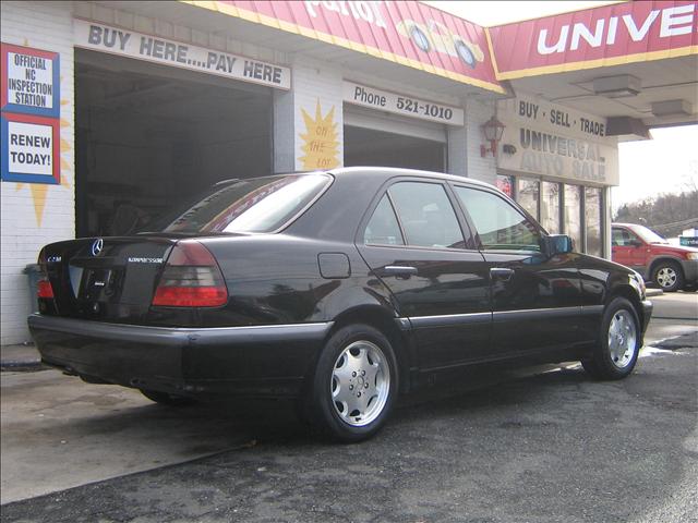 Mercedes-Benz C Class LS Ultimate Sedan