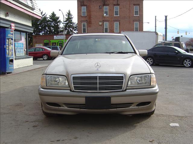 Mercedes-Benz C Class Clk350 Coupe Sedan