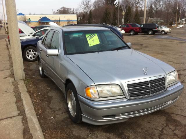 Mercedes-Benz C Class 1999 photo 1