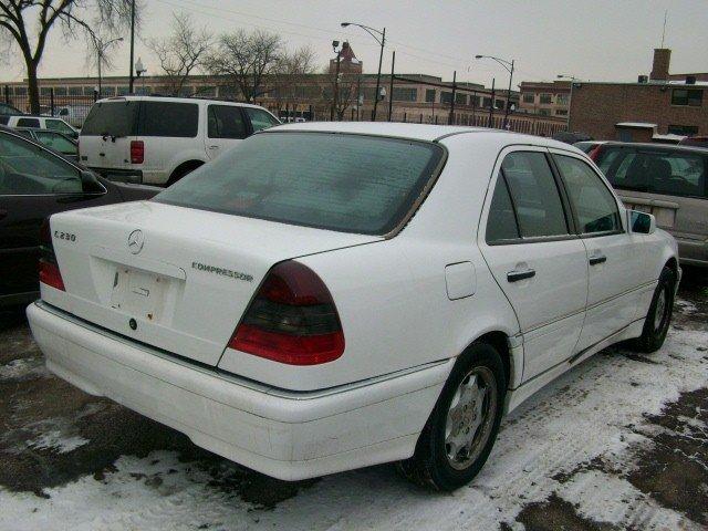 Mercedes-Benz C Class 1999 photo 1