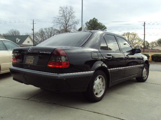 Mercedes-Benz C Class 1999 photo 1