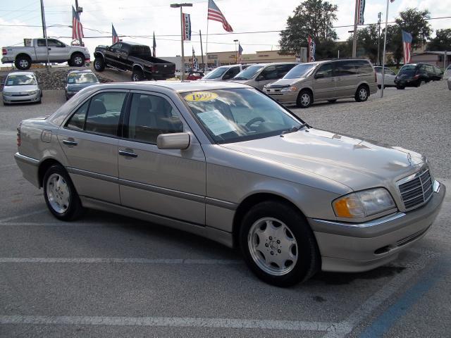 Mercedes-Benz C Class 1999 photo 2