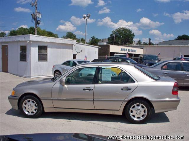 Mercedes-Benz C Class 1999 photo 4