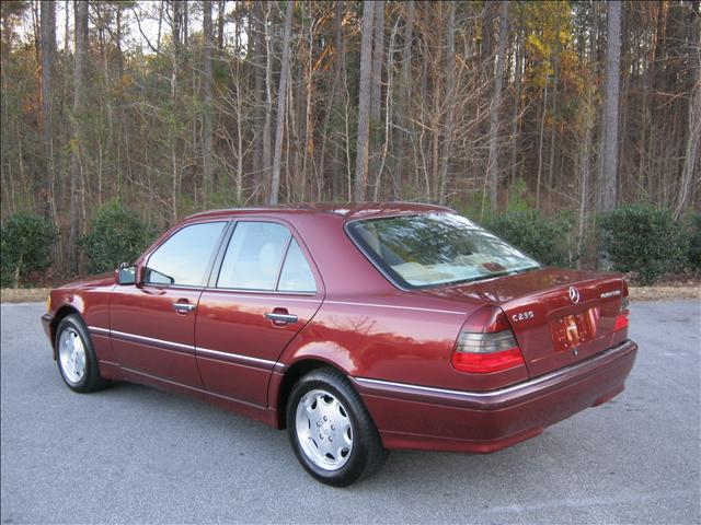 Mercedes-Benz C Class LS Ultimate Sedan