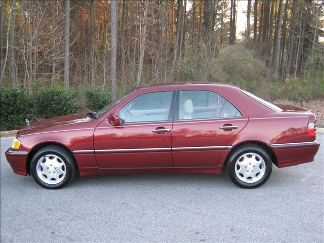 Mercedes-Benz C Class 1999 photo 2