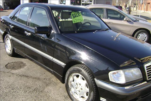 Mercedes-Benz C Class LS Ultimate Sedan