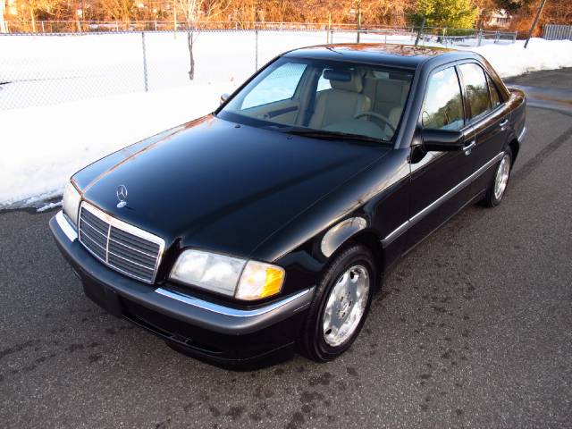 Mercedes-Benz C Class Clk350 Coupe Sedan