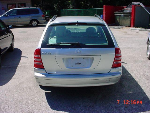 Mercedes-Benz C Class 2002 photo 3