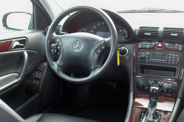 Mercedes-Benz C Class 2003 photo 5