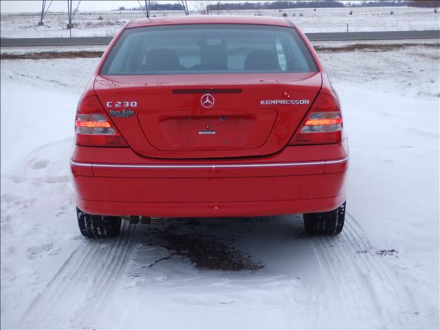 Mercedes-Benz C Class 2003 photo 3