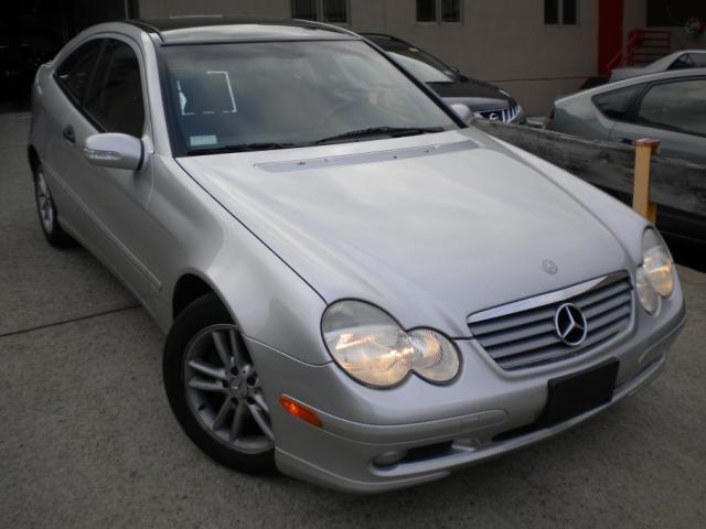 Mercedes-Benz C Class 4dr Sdn Manual Coupe