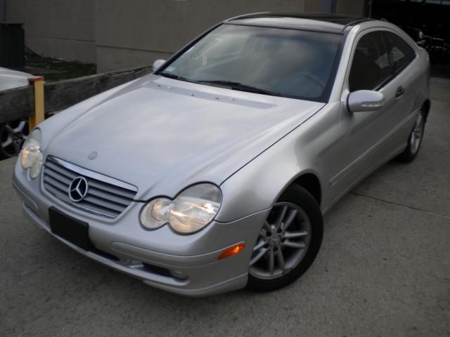 Mercedes-Benz C Class 2003 photo 1