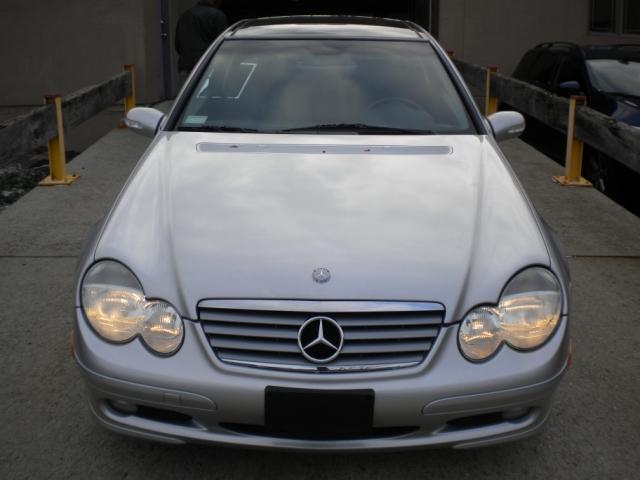 Mercedes-Benz C Class 2003 photo 2