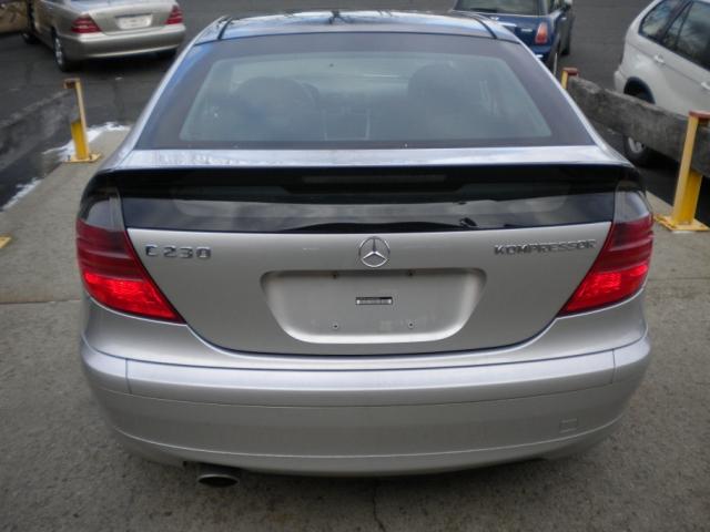 Mercedes-Benz C Class 2003 photo 5