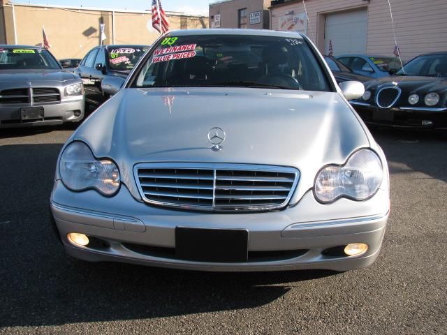 Mercedes-Benz C Class 2003 photo 1