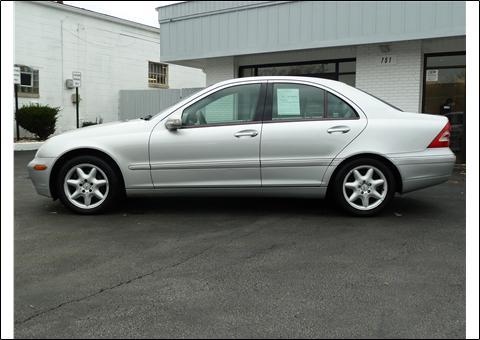 Mercedes-Benz C Class 2003 photo 1