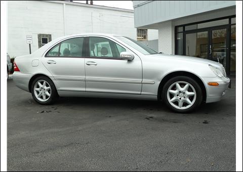 Mercedes-Benz C Class 2003 photo 5