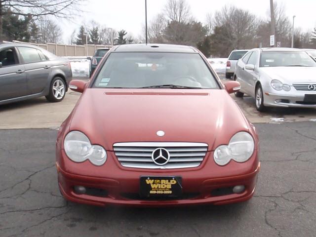 Mercedes-Benz C Class 2003 photo 1