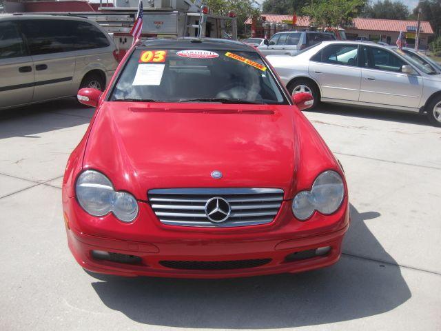 Mercedes-Benz C Class 2003 photo 1