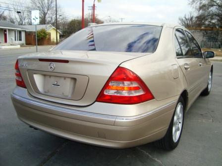 Mercedes-Benz C Class 2003 photo 3