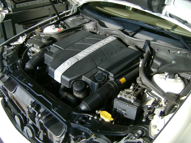 Mercedes-Benz C Class 2003 photo 2