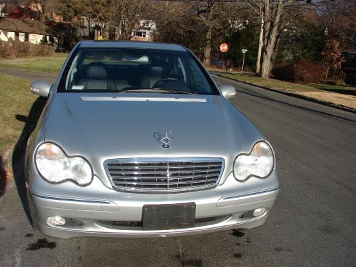 Mercedes-Benz C Class 2003 photo 1