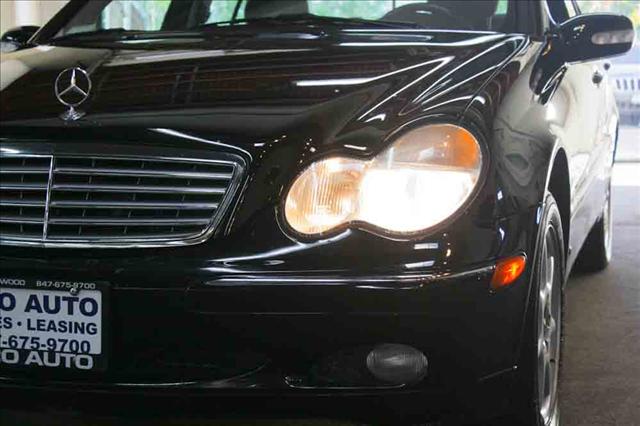 Mercedes-Benz C Class 2003 photo 3