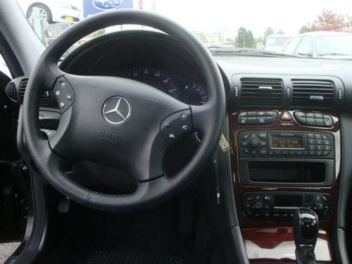 Mercedes-Benz C Class 2003 photo 4