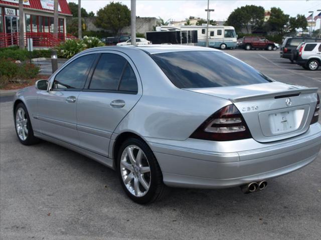 Mercedes-Benz C Class 2003 photo 4