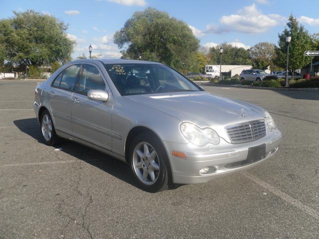 Mercedes-Benz C Class 3.2 TL - Extra Sharp Sedan