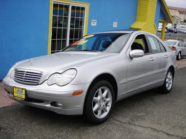 Mercedes-Benz C Class 2003 photo 3